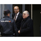 Los verificadores del desarme de ETA, Ran Manikkalingam, Ronnie Kasrils y Chris Maccabe l, llegan a la Audiencia Nacional llamados a declarar por el juez Ismael Moreno.