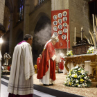Un momento de la ceremonia celebrada en la Catedral de Sevilla. ANTONIO PIZARRO /DIARIO DE SEVILLA