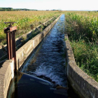 Canal principal de la Vega de Abajo, en una fotografía de archivo. MANTECÓN