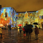 El proyecto artístico creado por el francés Xavier de Richemont llenaba cada sábado del verano pasado la plaza de San Isidoro.