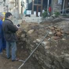 El arqueólogo de la Junta visitó ayer el albergue de Villafranca