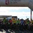 Didier González consolidó su liderato en el Circuito BTT Diputación de León tras el triunfo que se apuntaba en la séptima entrega del torneo en Almanza. BAUTISTA GUTIÉRREZ