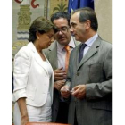 La ministra de Fomento, el portavoz del CGPJ y José Antonio Alonso