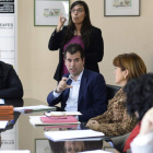 Tudanca y otros representantes del PSCyL, en la reunión con el presidente de Cermi.