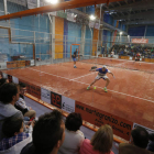 Aficionados en Tenis5Pádel durante uno de los campeonatos. JESÚS F. SALVADORES