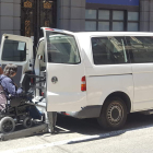 Uno de los usuarios del programa de transporte de Ambi. DL