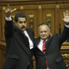 Nicolás Maduro junto a su mano derecha, Diosdado Cabello.