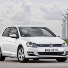 Volkswagen ‘alarga’ la filosofía BlueMotion al Golf TSI de gasolina, tricilíndrico de 115 CV, que homologa 4,3 litros de consumo medio y se vende en acabado «Edition», con un completo equipamiento de serie.