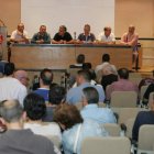 Asamblea de trabajadores en Antibióticos
