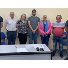 Imagen de familia de la nueva ejecutiva comarcal de los socialistas en el Órbigo. DL