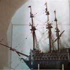 Maqueta de buque del siglo XVI donada a la iglesia del Mercado por un veterano de Lepanto. RAMIRO