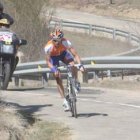 Juanjo Cobo, segundo por la derecha, esperó su oportunidad a falta de dos kilómetros para la meta y