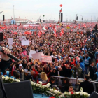 Erdogan, en un acto de campara a favor del 'sí' en la plaza Yenikapi de Estambul.