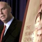 El presidente de Celera Genomics, Graig Venter, durante la presentación del mapa genético en el 2001