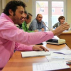 Manuel García en un pleno de Villaquilambre.