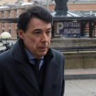El expresidente de la Comunidad de Madrid, Ignacio González, a su llegada a los juzgados de la Plaza de Castilla.