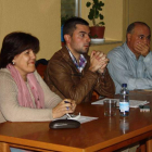 Reunión mantenida ayer con la alcaldesa y dos pedáneos. DL