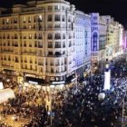 Miles de personas se concentraron en la Gran Vía.