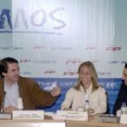 José María Aznar charla con los responsables catalán y europeo de Nuevas Generaciones