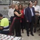 Juan Vicente Herrera visita la cooperativa Bajo Duero (Cobadu) en Zamora. MARIAM A. MONTESINOS