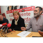 De Caso y Fernández, en primer término, con otro miembro de la agrupación comarcal.