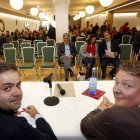 Tino Rodríguez y Óscar Álvarez frente a la concurrencia del consejo político. MARCIANO PÉREZ