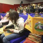 Los niños de un colegio de Soria estrenaron la gira difusora del estatuto de autonomía por las provincias de la comunidad.