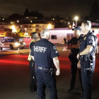 La policia de Seaatle cerca del lugar del accidente del avión