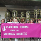 ‘La escuela de la calle’ se desplegó en la plaza de Abastos. BARREDO