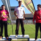 Eduardo Valcarce, en el centro del podio como vencedor de la prueba orensana.