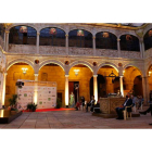 El Festival de Cine y Televisión Reino de León vivió ayer su primer acto público en forma de gala y primera proyección. FERNANDO OTERO