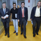 El consejero de Empleo y los representantes de los agentes económicos y sociales. NACHO GALLEGO