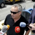 Fenoll, ayer, a su llegada a los juzgados de Orihuela.