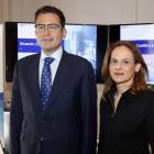 Miguel Cardoso y Yolanda Martínez-Bajo, ayer antes de la presentación del informe. MARCIANO