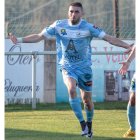Beceiro celebra un gol con la camiseta del Atlético Astorga. JESÚS