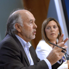 Jaime Rabanal  y Milagros Marcos comparecen tras la reunión del Consejo de Gobierno. NACHO GALLEGO