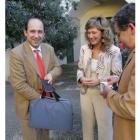 El catedrático, a la izquierda, acudió ayer en la Escuela de Turismo