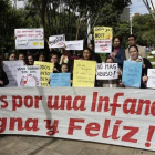 Protesta contra los abusos a los menores en Asunción, ayer.