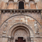 La Colegiata de San Isidoro también está representada.