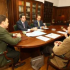 Riesco, junto a representantes ministeriales y el decano de Ponferrada