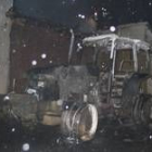 Las primeras investigaciones apuntan a que el incendio se originó en el tractor