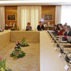 La Reina presidió la reunión del Real Patronato de Discapacidad.