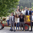 Foto de familia de los organizadores del festival de cine en la localidad pontevedresa de Cans.
