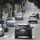 Vehículos en la zona de la avenida de La Puebla. ANA F. BARREDO