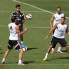 El Madrid, en un entrenamiento, buscará recuperar las buenas sensaciones frente al Basilea.