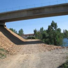 El tramo del camino del Molino afectado por la obras de la variante de Cistierna.