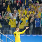 Neymar celebra con la 'torcida' su gol a Colombia en el partido de cuartos de final de los Juegos Olímpicos de Río-2016.