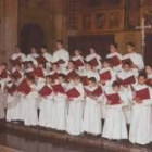 El distintivo internacional de pueri cantores fue impuesto a 20 niños en la Catedral