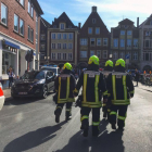 Bomberos y policías acuden al lugar del atroplleo en Münster.