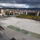El solar que ocupaba el antiguo hipermercado Carrefour acogerá varios edificios públicos. L. DE LA MATA